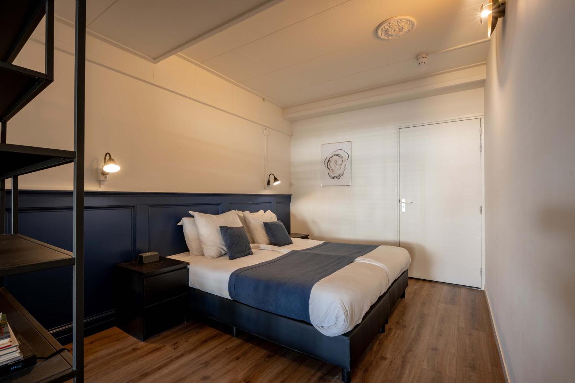 Hotel De Zilte Zeeuw コルトゲーネ エクステリア 写真